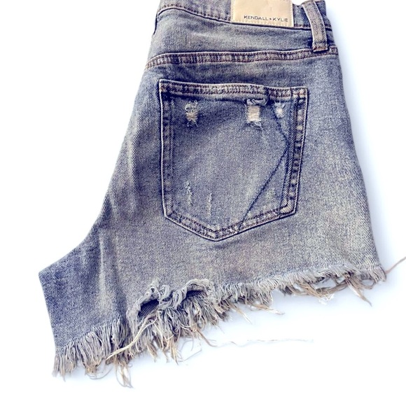 Kendall & Kylie Blue Jean Shorts Distressed Raw Hem - Picture 3 of 3